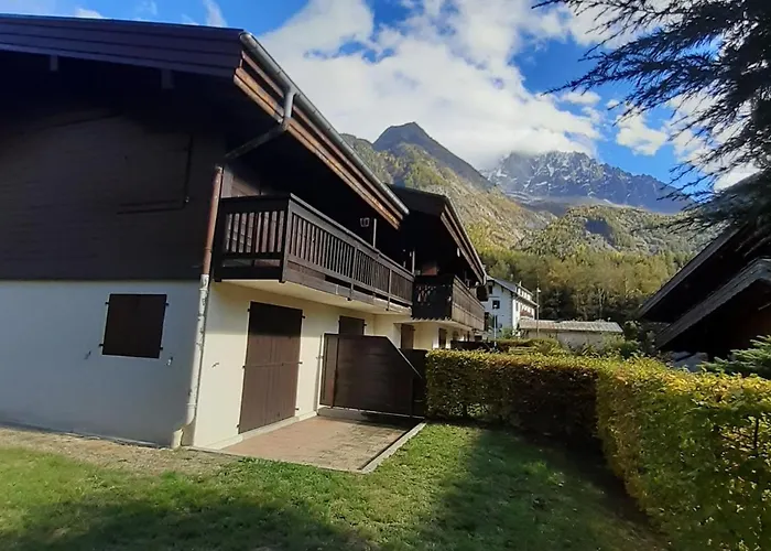 T2 Rez-de-jardin Avec Parking Et Vue Mont Blanc - Fr-1-517-65 Apartman *